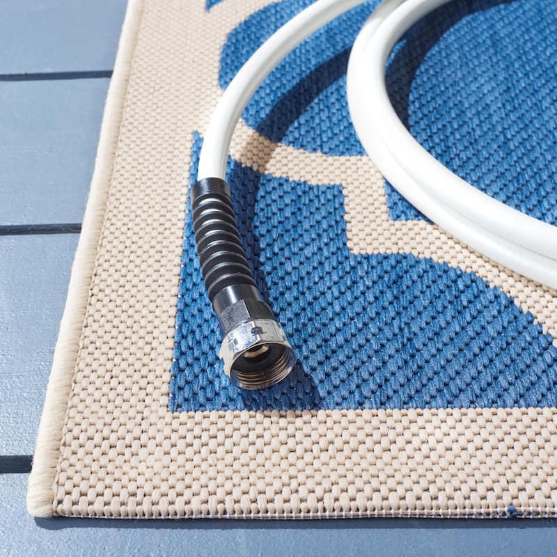 SAFAVIEH Courtyard Sibel Indoor /Outdoor Waterproof Patio Backyard Rug
