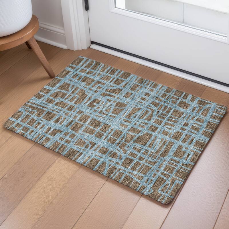 Machine Washable Indoor/ Outdoor Modern Centurion Chantille Rug