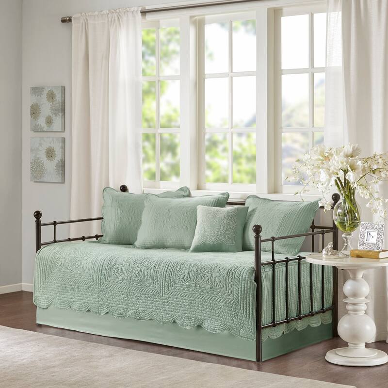 6 Piece Reversible Scalloped Edge Daybed Cover Set White Daybed - Seafoam