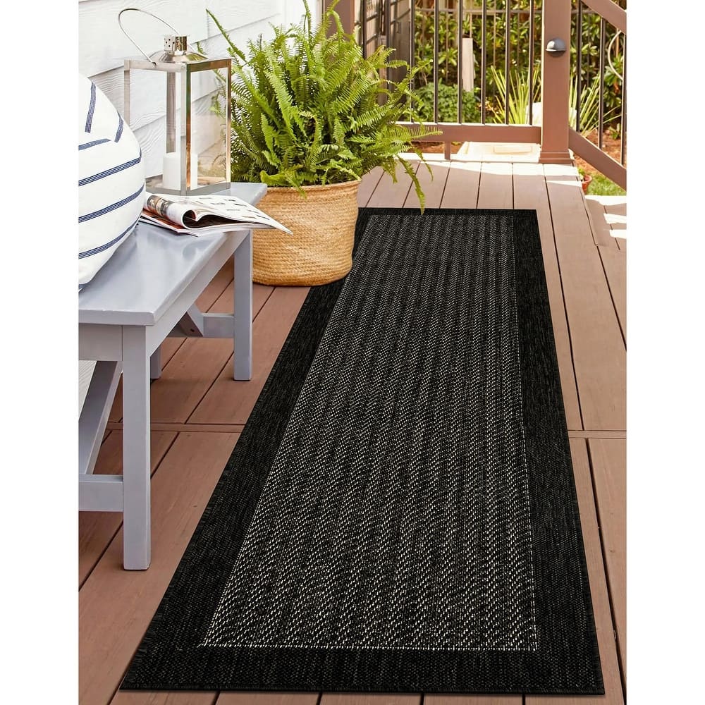 World Rug Gallery Contemporary Bordered Reversible Indoor / Outdoor Area Rug