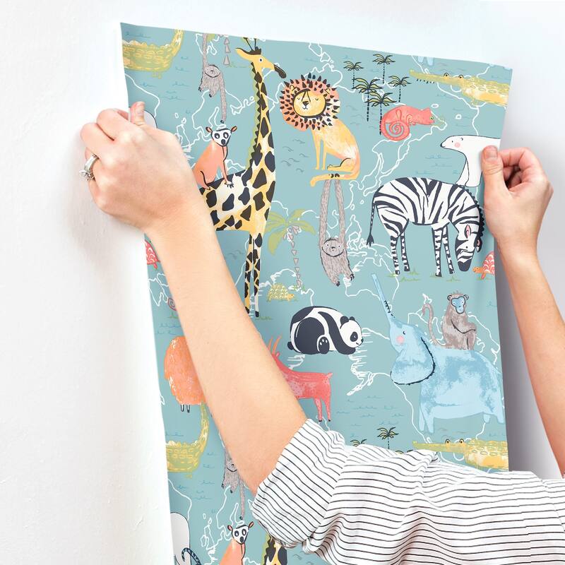 Advantage Safari Animals Blue Jungle Friends Wallpaper