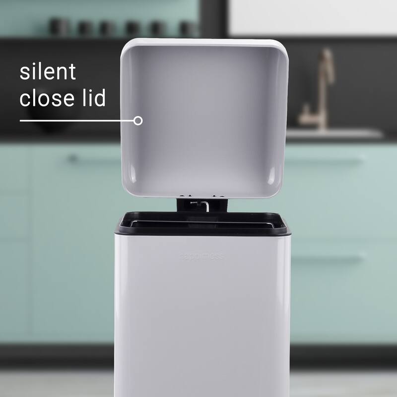 happimess Betty Retro 8-Gallon Step-Open Trash Can