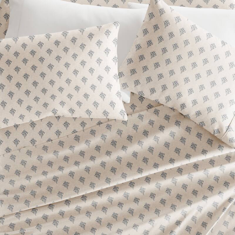 Delicate Details Patterned Ultra-Soft Bed Sheet Sets