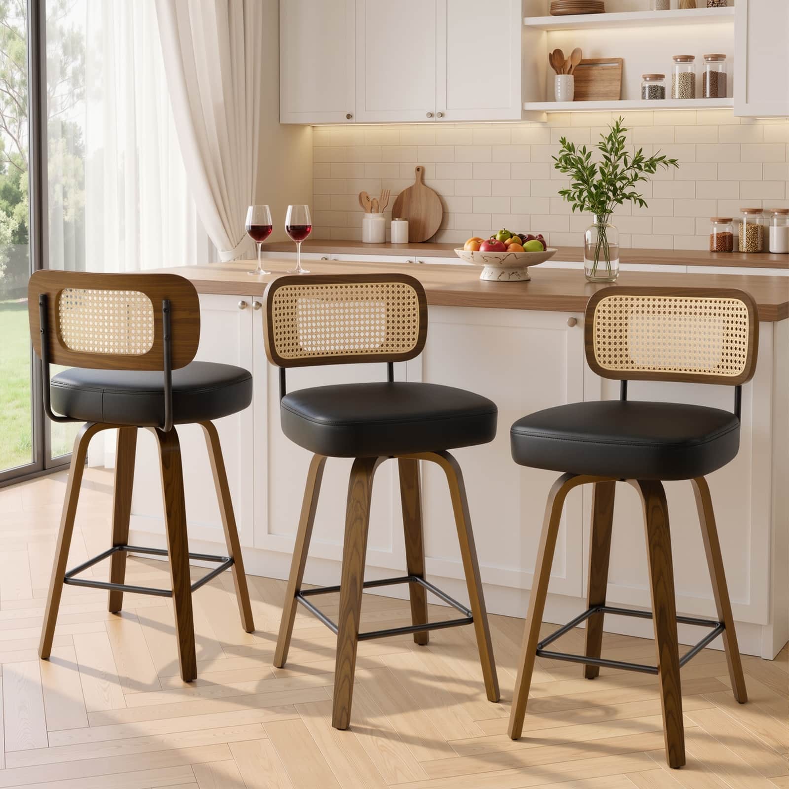 Option Black-Rattan Back