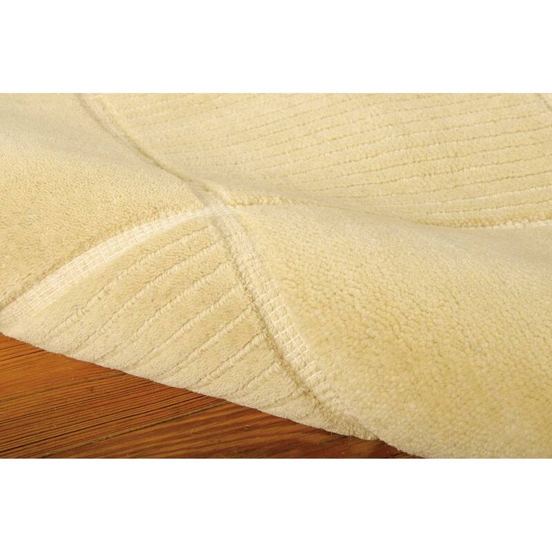 Nourison Westport Solid Geometric Hand-tufted Area Rug