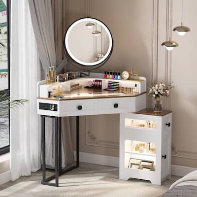 Corner Makeup Vanity With Mirror