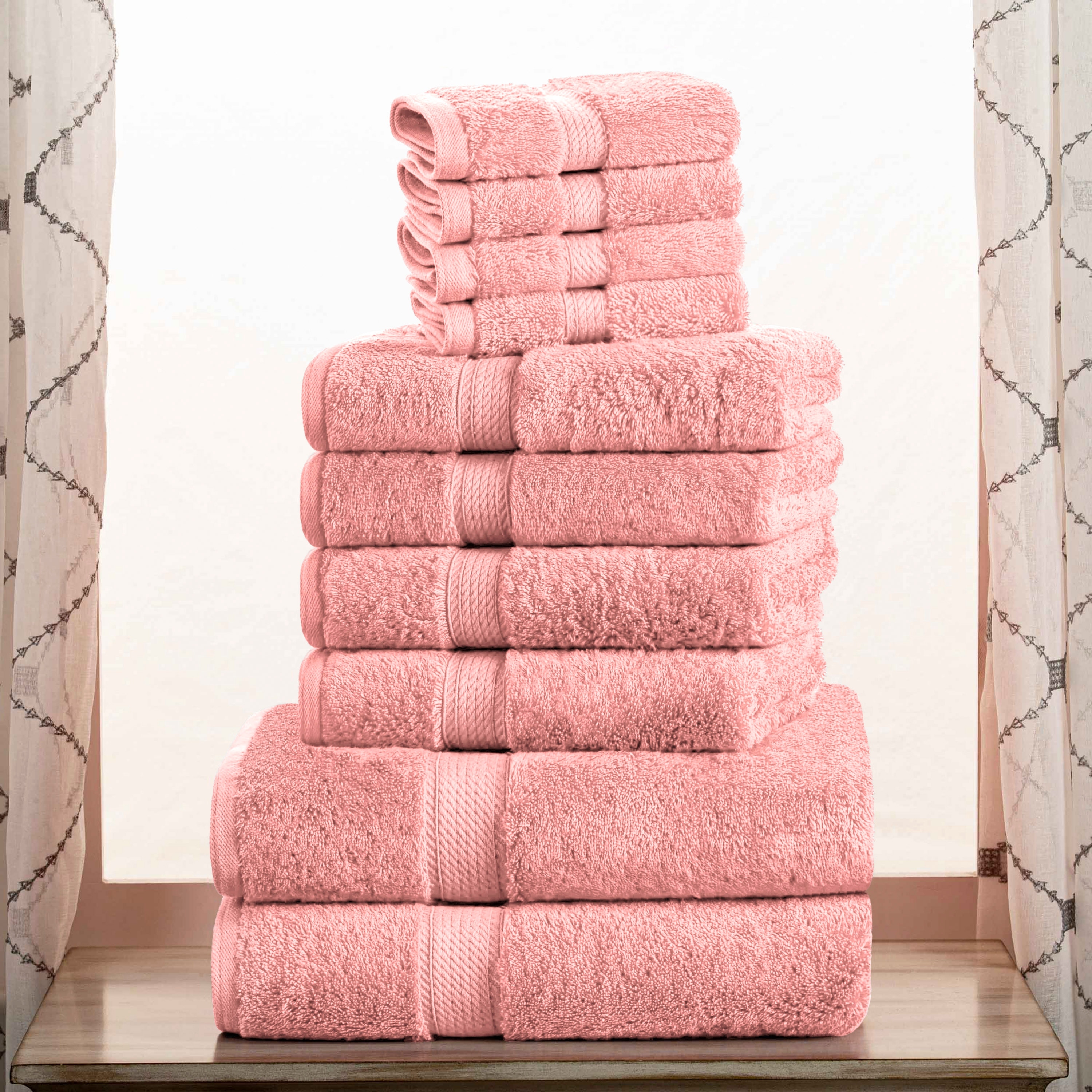 https://ak1.ostkcdn.com/images/products/is/images/direct/e615a678e027f559bedddf2b485cfb5f9aaa4bac/Egyptian-Cotton-Heavyweight-Solid-Plush-Towel-Set-by-Superior.jpg