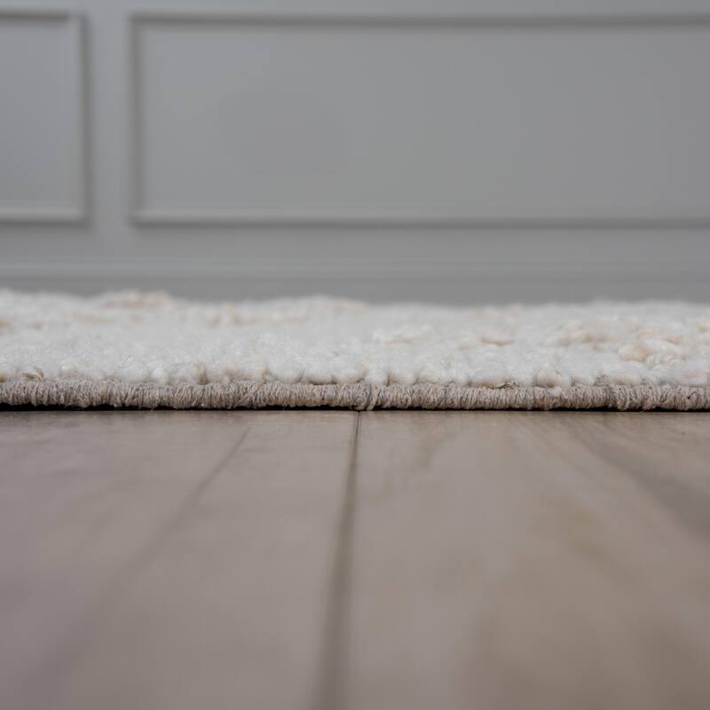 Alora Decor Wren Hand Woven Contemporary Geometric Rug