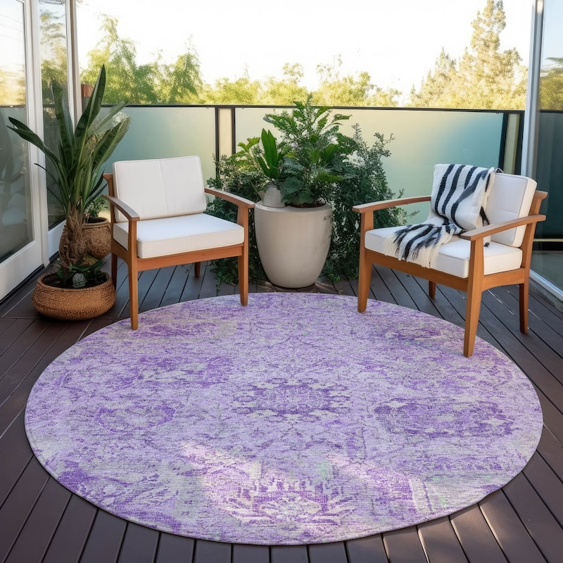 Machine Washable Indoor/ Outdoor Vintage Traditional Chantille Rug