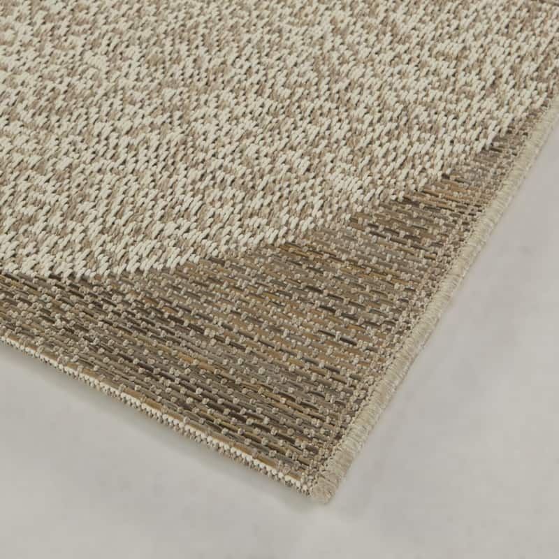 Calza Modern Geometric Indoor/Outdoor Area Rug