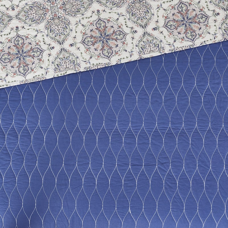 Modern Threads Soren 3-Piece Quilt Set, Reversible Bedspread and 2 Pillow Shams