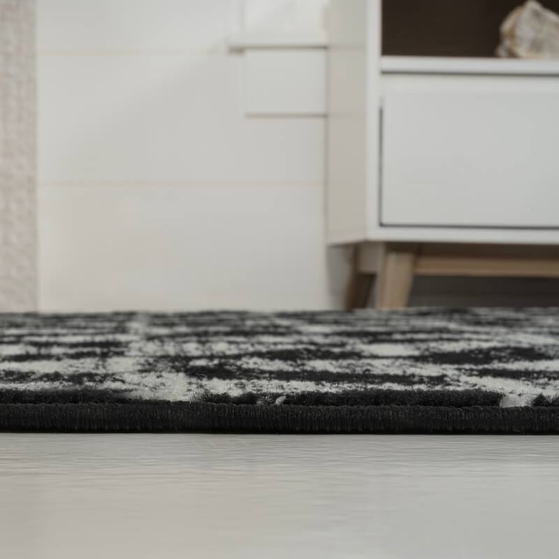 JONATHAN Y Khalil Moroccan Triangle Geometric Area Rug