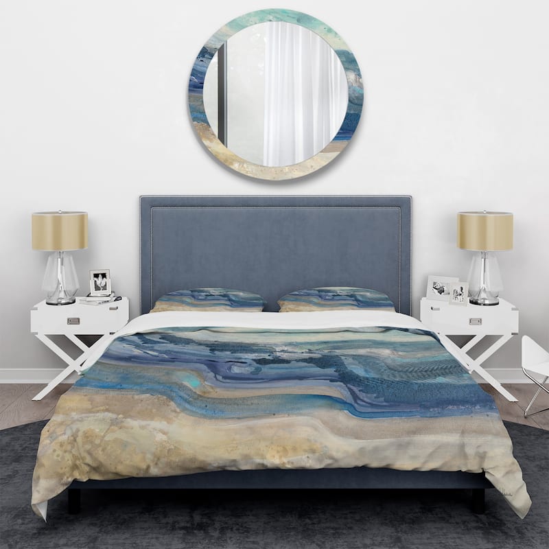 Designart 'Coast Blue Sea Waves Watercolour' Traditional Bedding Set - Duvet Cover & Shams