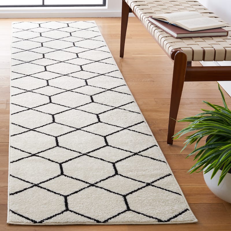 SAFAVIEH Tulum Kulli Bohemian & Eclectic Rug