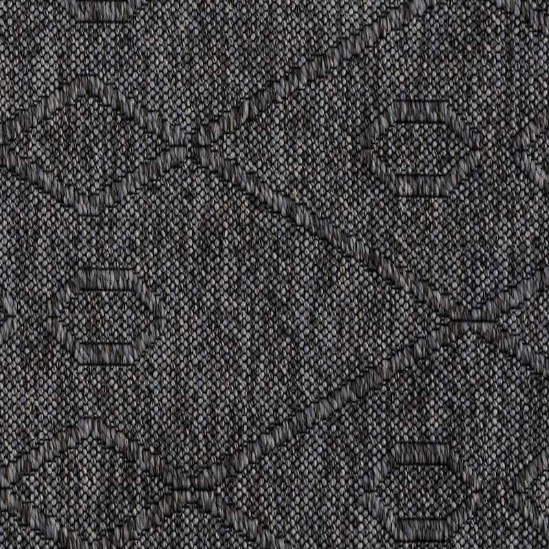 Alameda Solid Color Geometric Machine Washable Indoor Area Rug