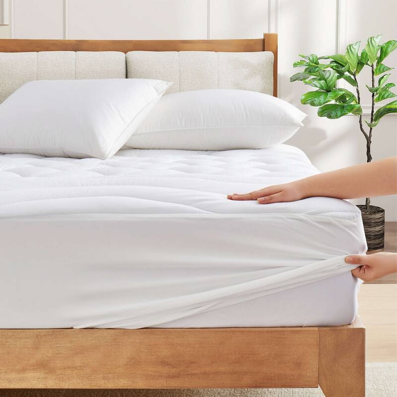 The Beyond Bed™ Cooling Waterproof Quilted Mattress Pad with Elastic Deep Pocket - White