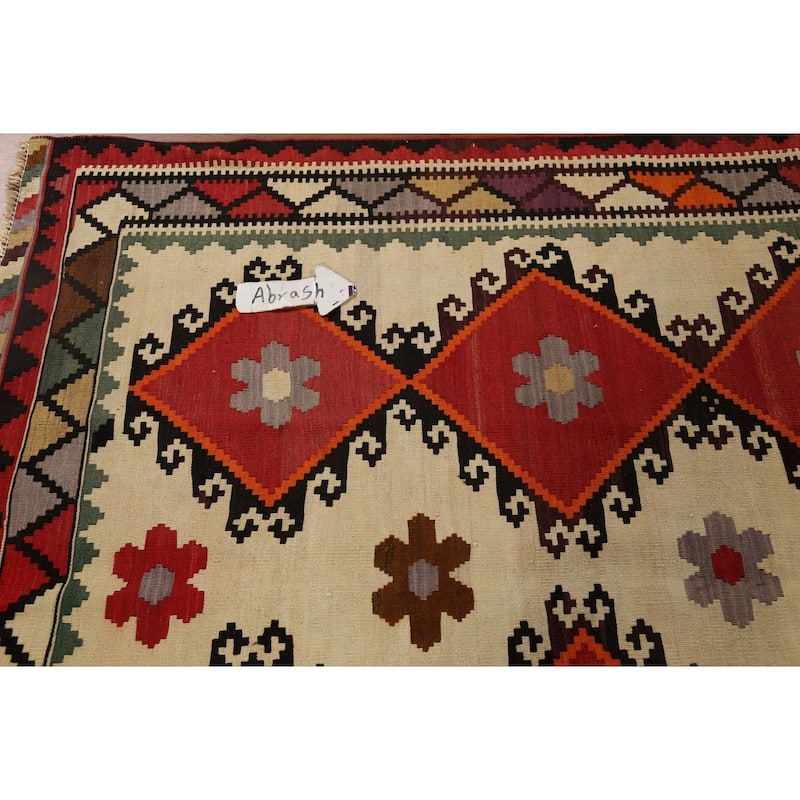 Hand-Woven Vegetable Dye Kilim Qashqai Persian Vintage Wool Carpet - 5'3"x 8'5"