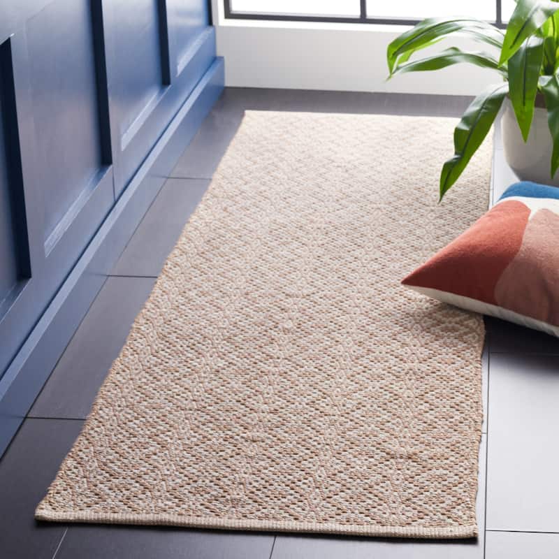 SAFAVIEH Handmade Flatweave Montauk Everly Casual Cotton Rug - 2'3" x 8' - Ivory/Beige