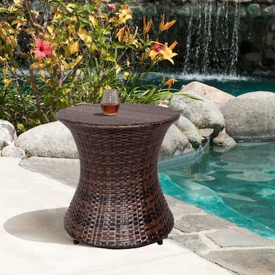 Outdoor Patio 20"Tall Round Wicker Accent Side Table