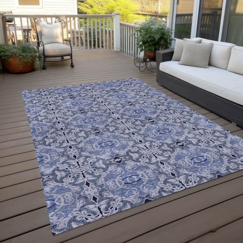 Machine Washable Indoor/ Outdoor Chantille Traditional Medallions Rug