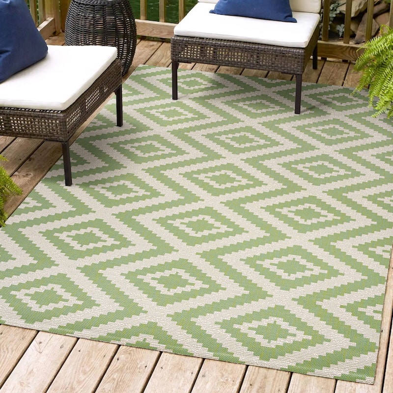 JONATHAN Y Vine Diamond Tribal Indoor/Outdoor Area Rug