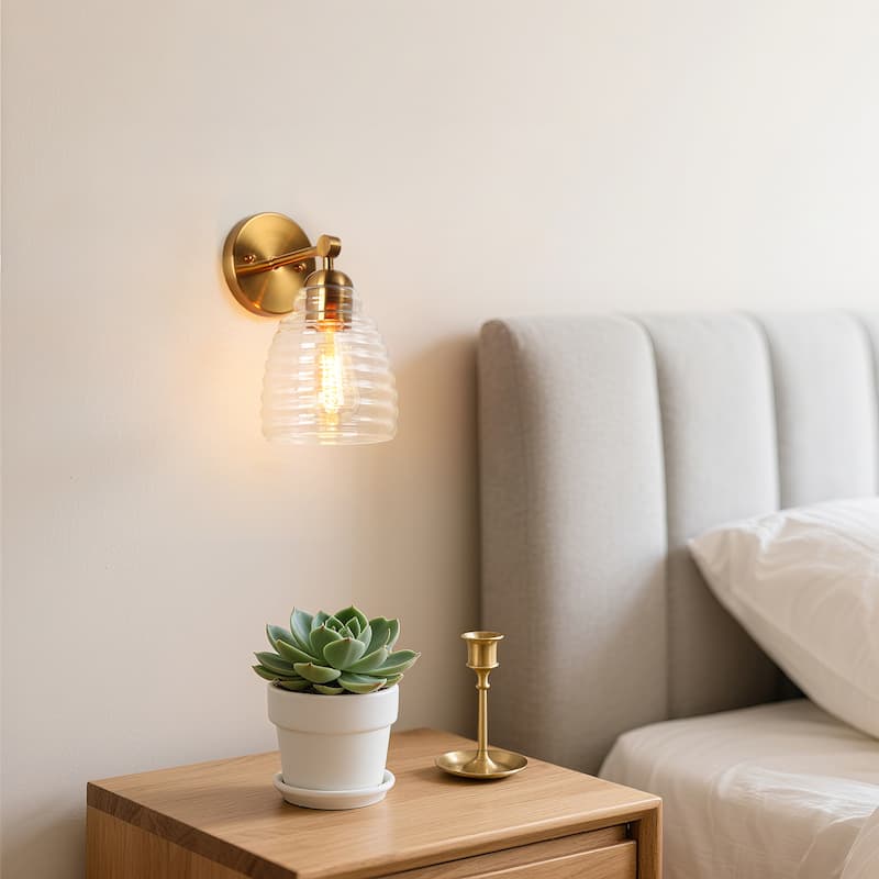 Reno Modern 1-Light Gold Bathroom Vanity Light Clear Glass Wall Sconce - L 5.5" x W 7.5" x H 9.8"