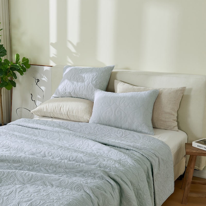 Patina Vie Maison 100% Cotton Stitched 3 Piece Quilt and Sham Set