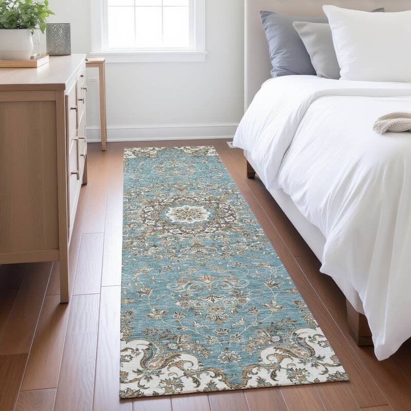 Machine Washable Indoor/ Outdoor Traditional Niko Chantille Rug