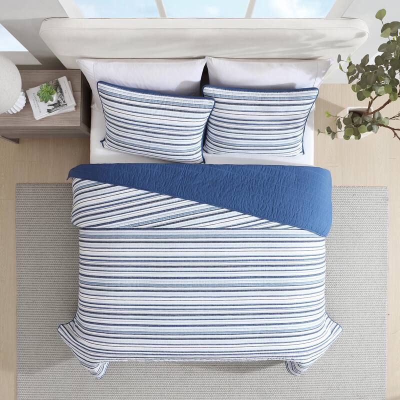 Nautica Pembrook Classic Stripes With Solid Reverse Cotton Quilt (Blue, 3 Piece Set)