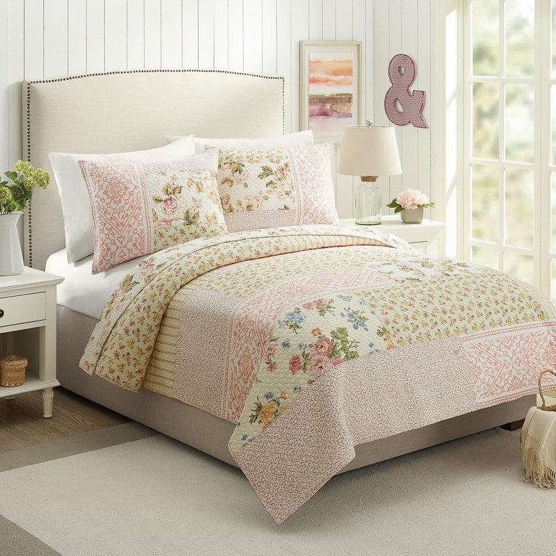 Mary Jane's Home Sweet Blooms Full/Queen Quilt
