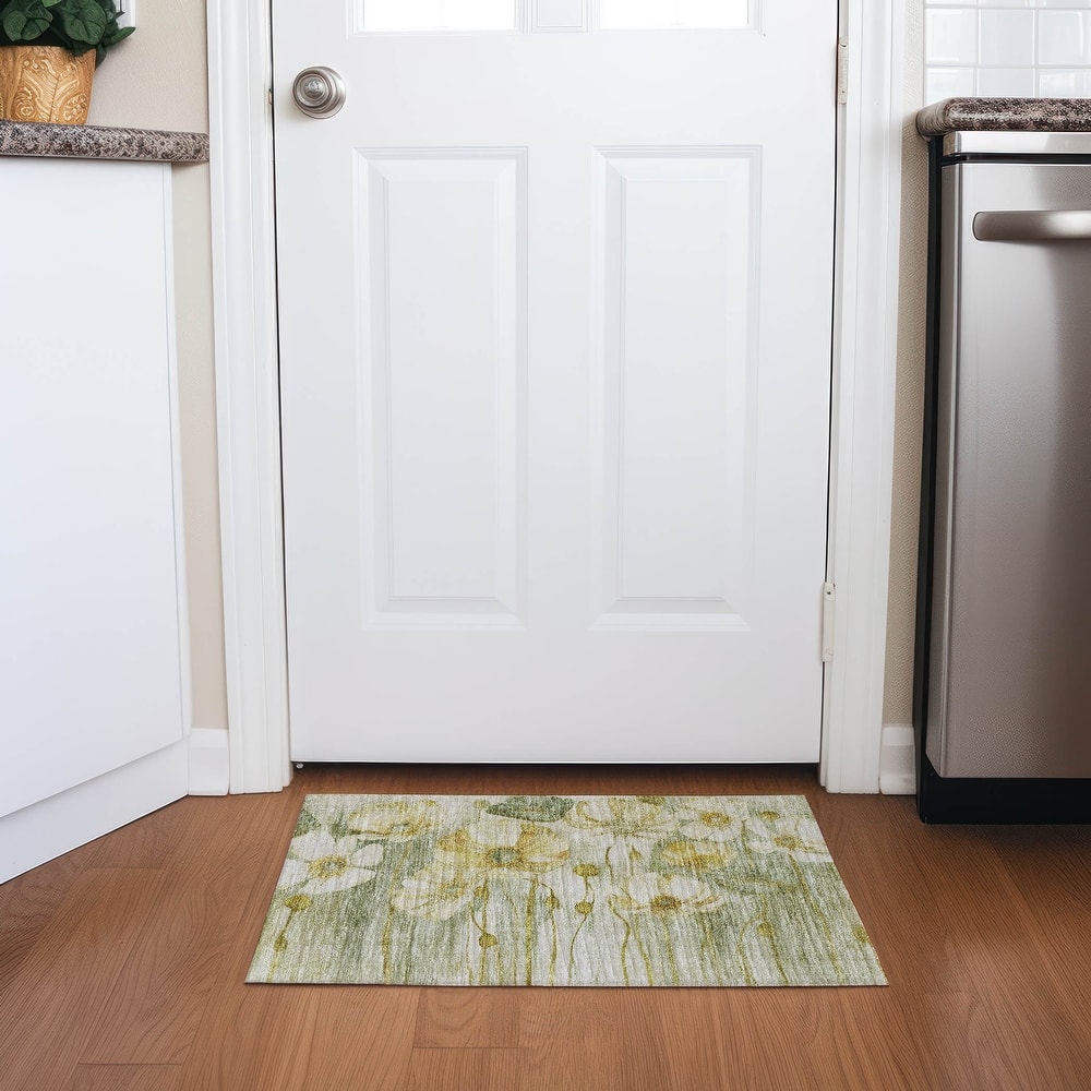 Machine Washable Indoor/ Outdoor Chantille Modern Floral Rug