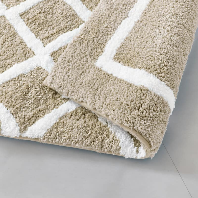 Madison Park Renu Reversible High Pile Tufted Bath Rug