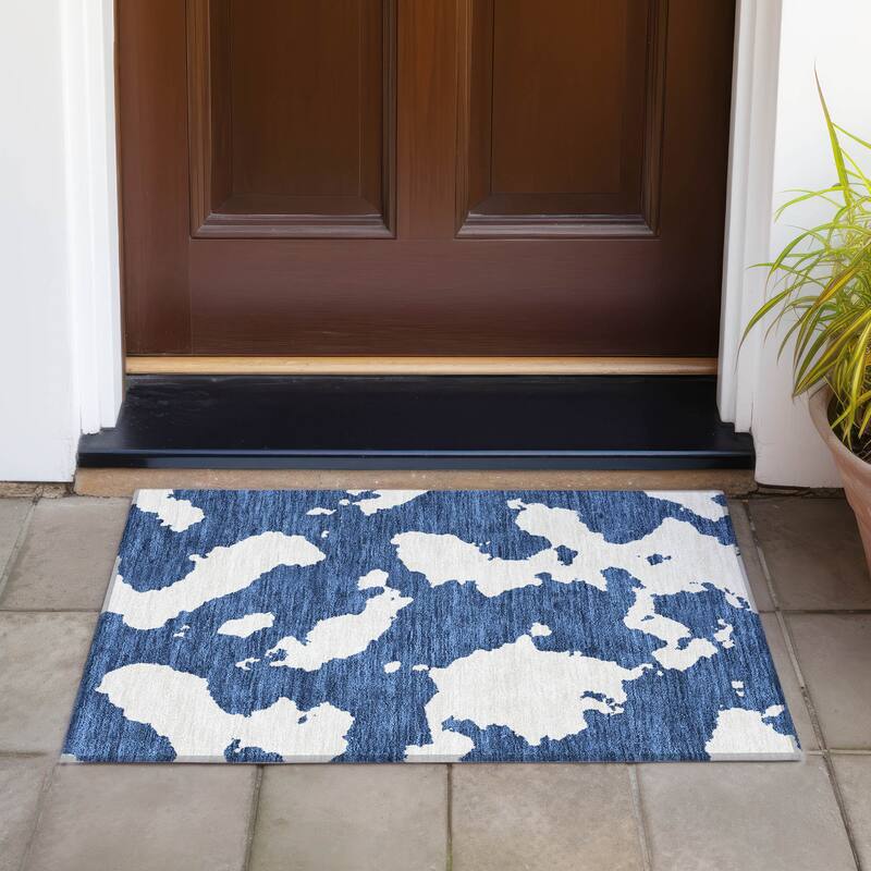Machine Washable Indoor/ Outdoor Contemporary Abstract Chantille Rug - Navy - 1'8" x 2'6"