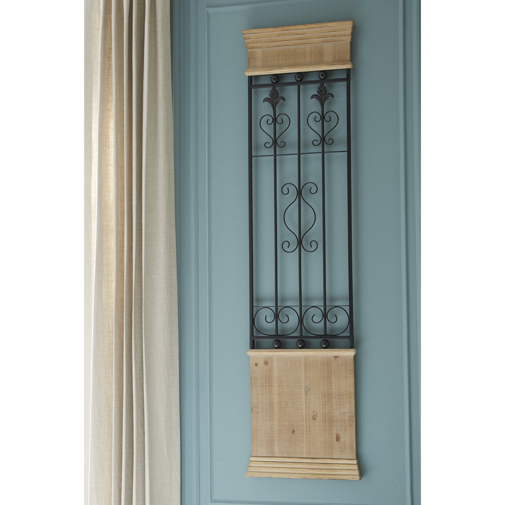 Shop Brier Traditional Brown Black Gate Wall Decor 17 25 W X 1 25 D X 67 25 H Overstock 25483100