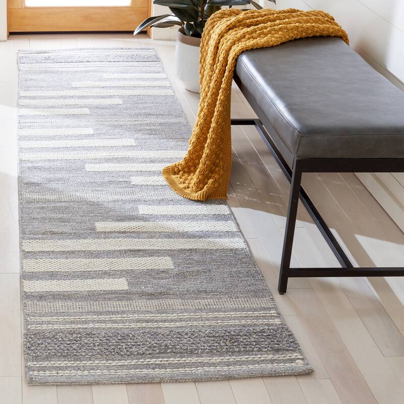 SAFAVIEH Handmade Striped Kilim Hayley Modern Cotton Rug - 2'3" x 9' Runner - Silver/Grey