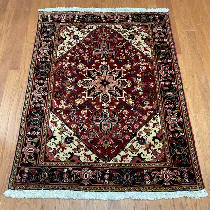 HERAT ORIENTAL Handmade Heriz Wool Rug - 3'10" x 5'1"