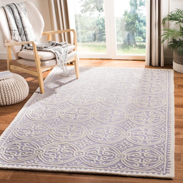 SAFAVIEH Handmade Cambridge Myrtis Moroccan Wool Rug - 7'6" x 9'6" - Lavender/Ivory