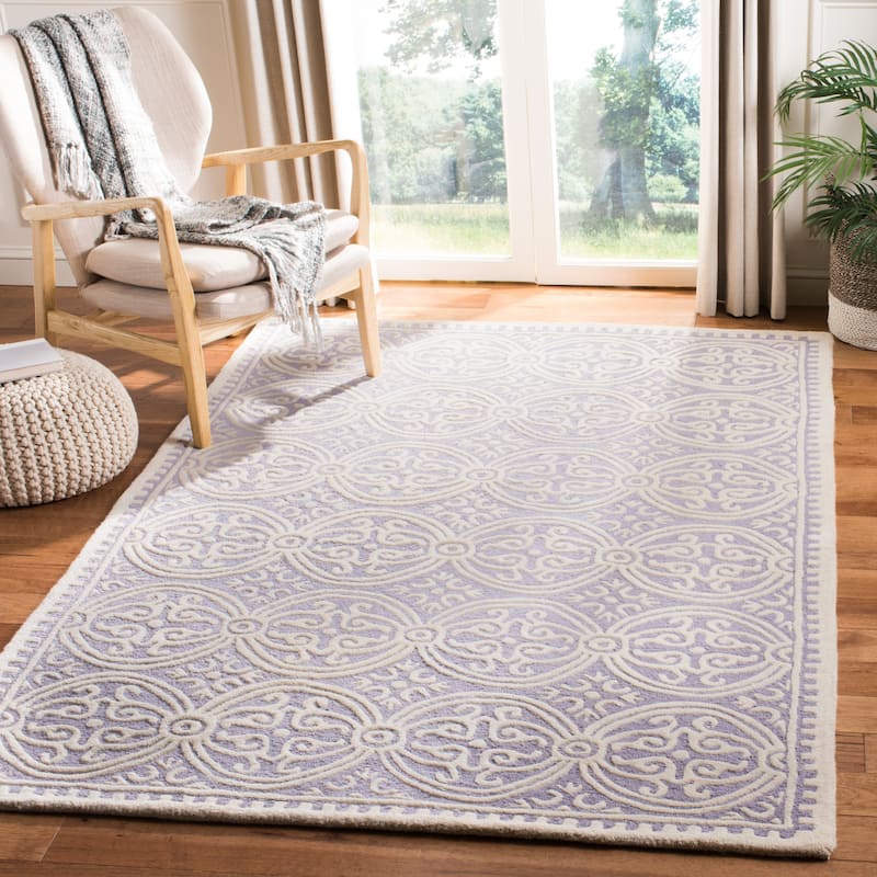 SAFAVIEH Handmade Cambridge Myrtis Moroccan Wool Rug - 7'6" x 9'6" - Lavender/Ivory