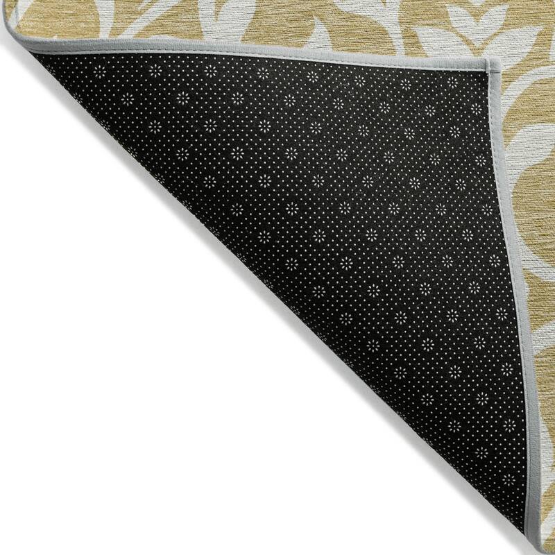 HomeRoots Floral Transitional Rectangle Outdoor Rug