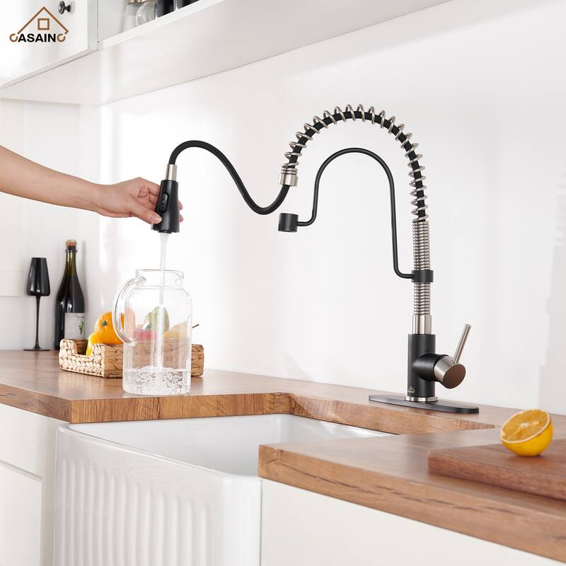 Single Handle Pull Down Sprayer Kitchen Faucet