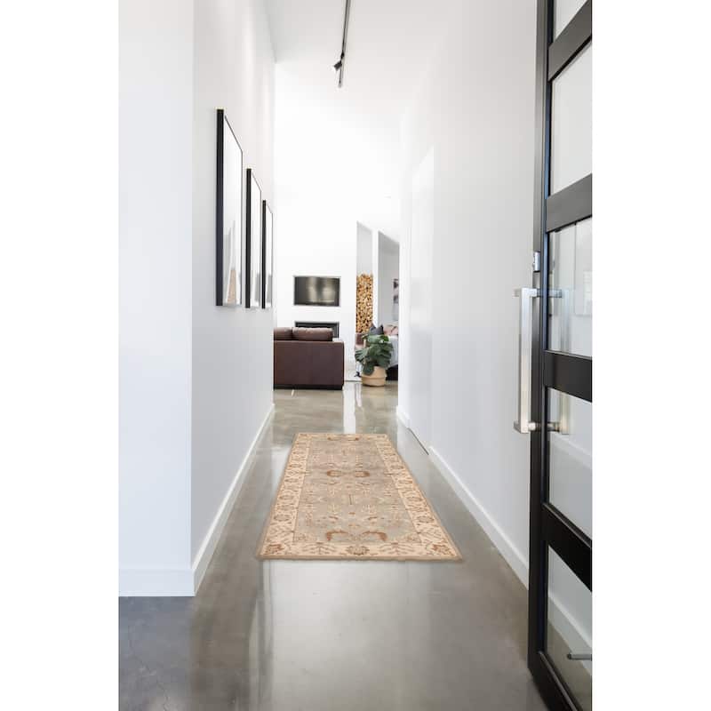ECARPETGALLERY Hand-knotted Royal Oushak Light Grey Wool Rug - 2'9 x 7'11