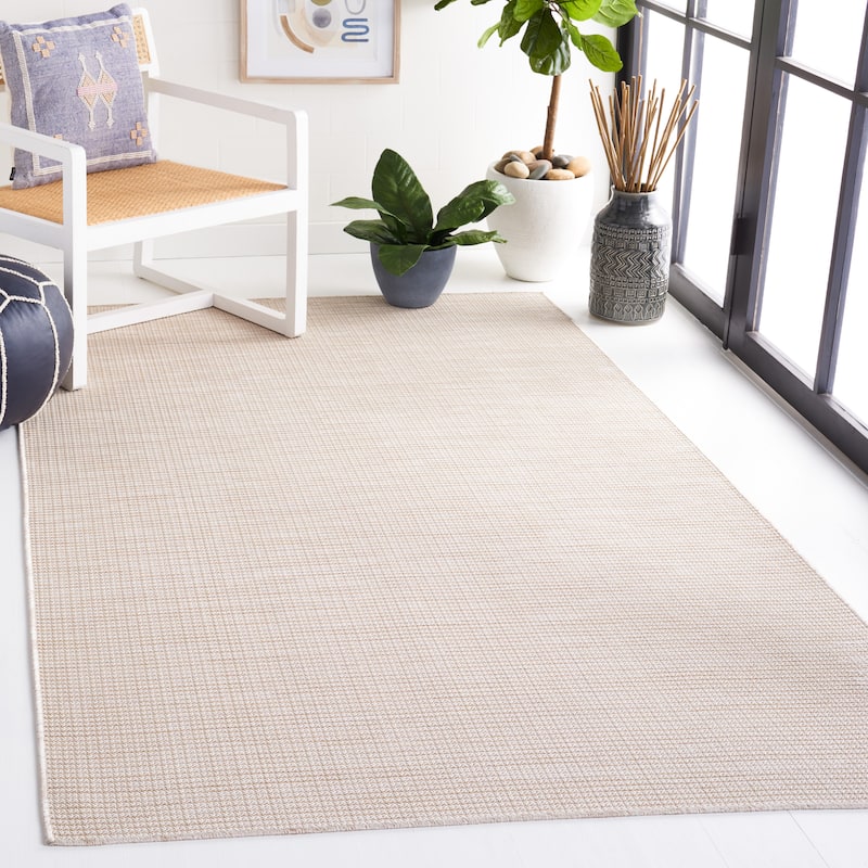 Martha Stewart by SAFAVIEH Silvestra Indoor/ Outdoor Rug - 5'1" x 7'6" - Beige