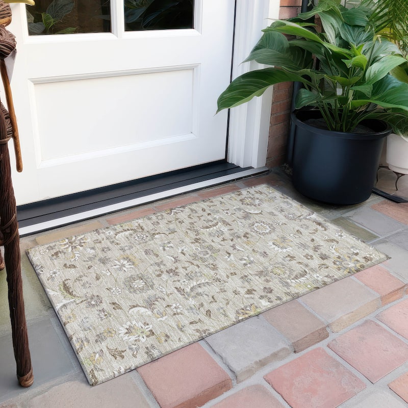 Machine Washable Indoor/ Outdoor Traditional Chantille Rug - Beige - 1'8" x 2'6"