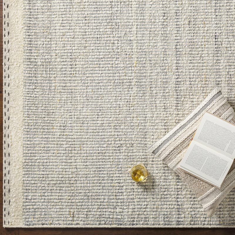 Livabliss Casual Sadie Dots Area Rug