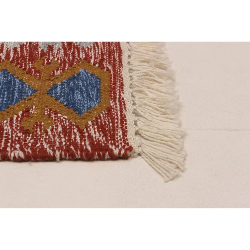 Ankara FW Black, Red Kilim 5'2" x 8'0" - 5'2 x 8'0