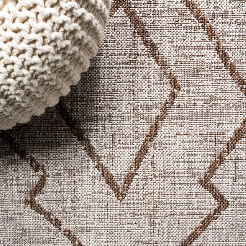 JONATHAN Y Derya Tribal Diamond Trellis Indoor/Outdoor Area Rug