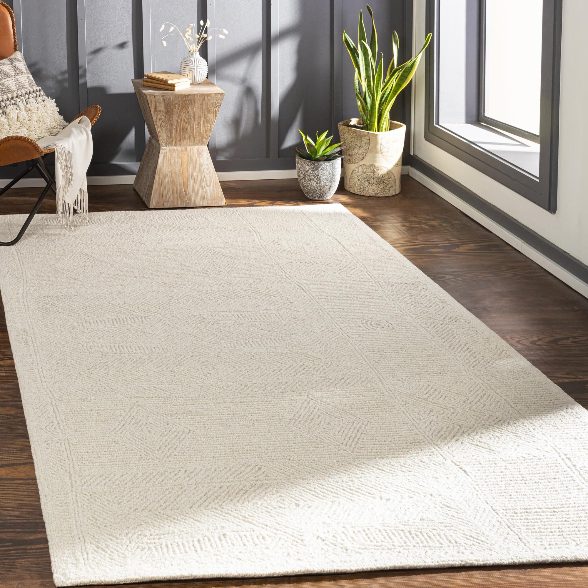Livabliss Casual Newcastle Diamond Area Rug
