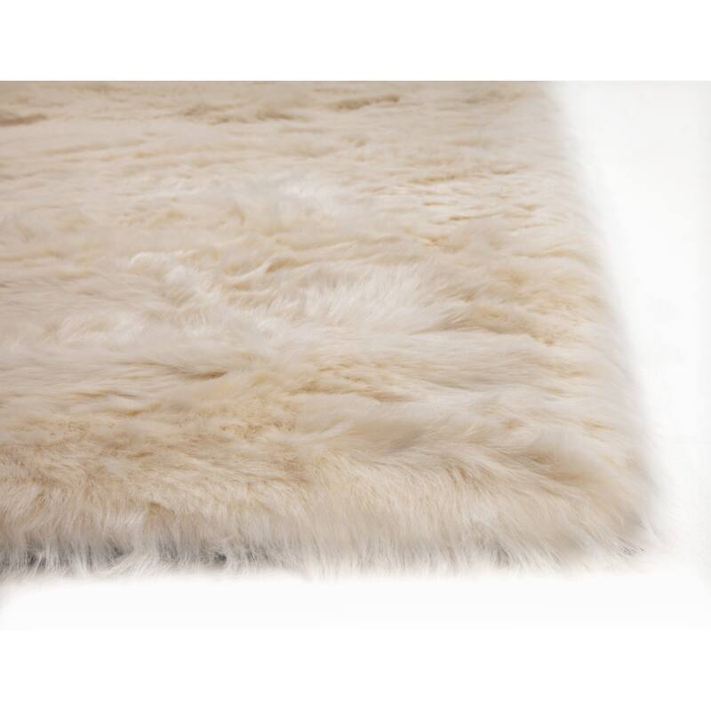 Ivory Faux Fur Area Rug 8x10 - 8' x 10'