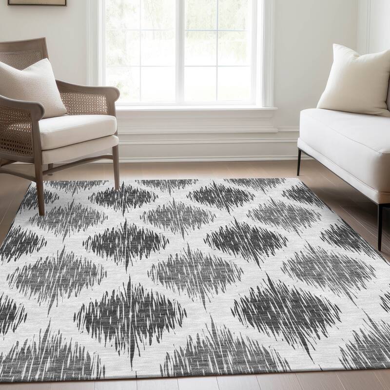 Machine Washable Indoor/ Outdoor Chantille Geo Contemporary Rug