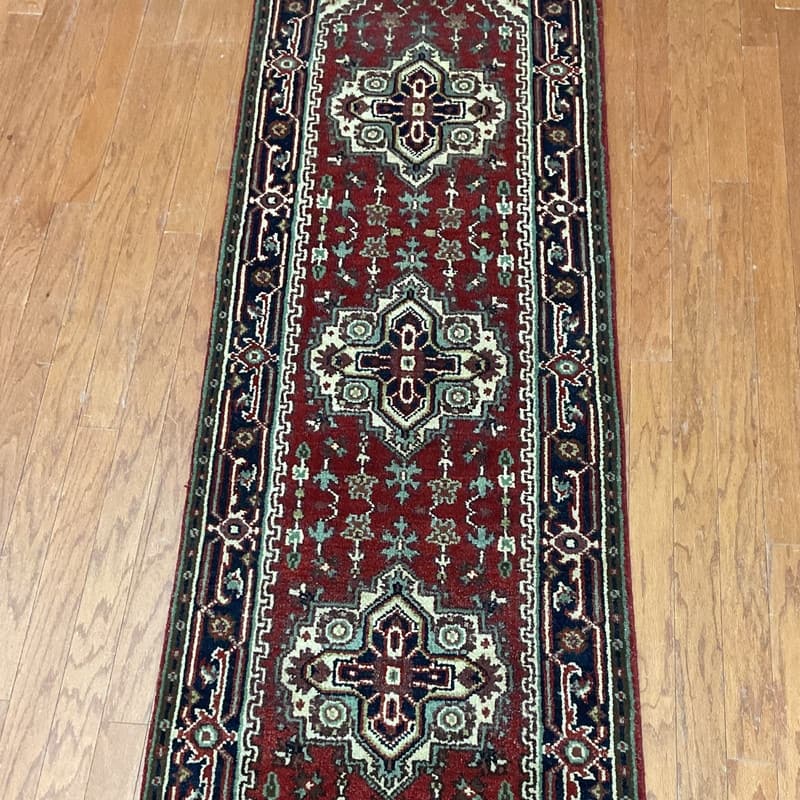 Handmade One-of-a-Kind Heriz Wool Oriental Rug 2'7 x 8'2 - 2.7 x 8.2